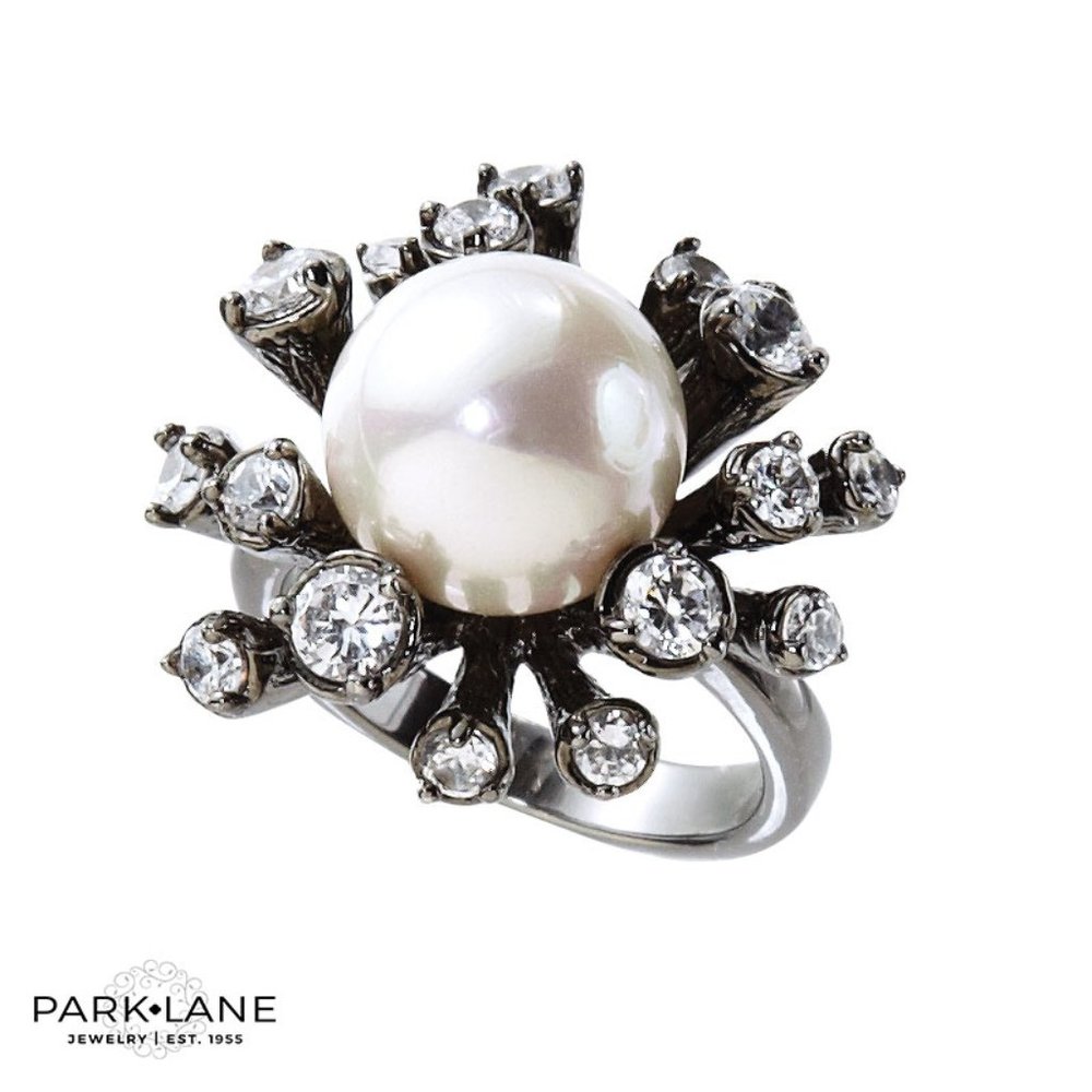 Park Lane Jewelry size 8. "ENCHANTED" RING HEMATITE w/CRYSTALS Reg. $94 NWT